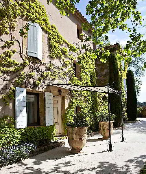 Le Mas de Guilles Lourmarin Hotel