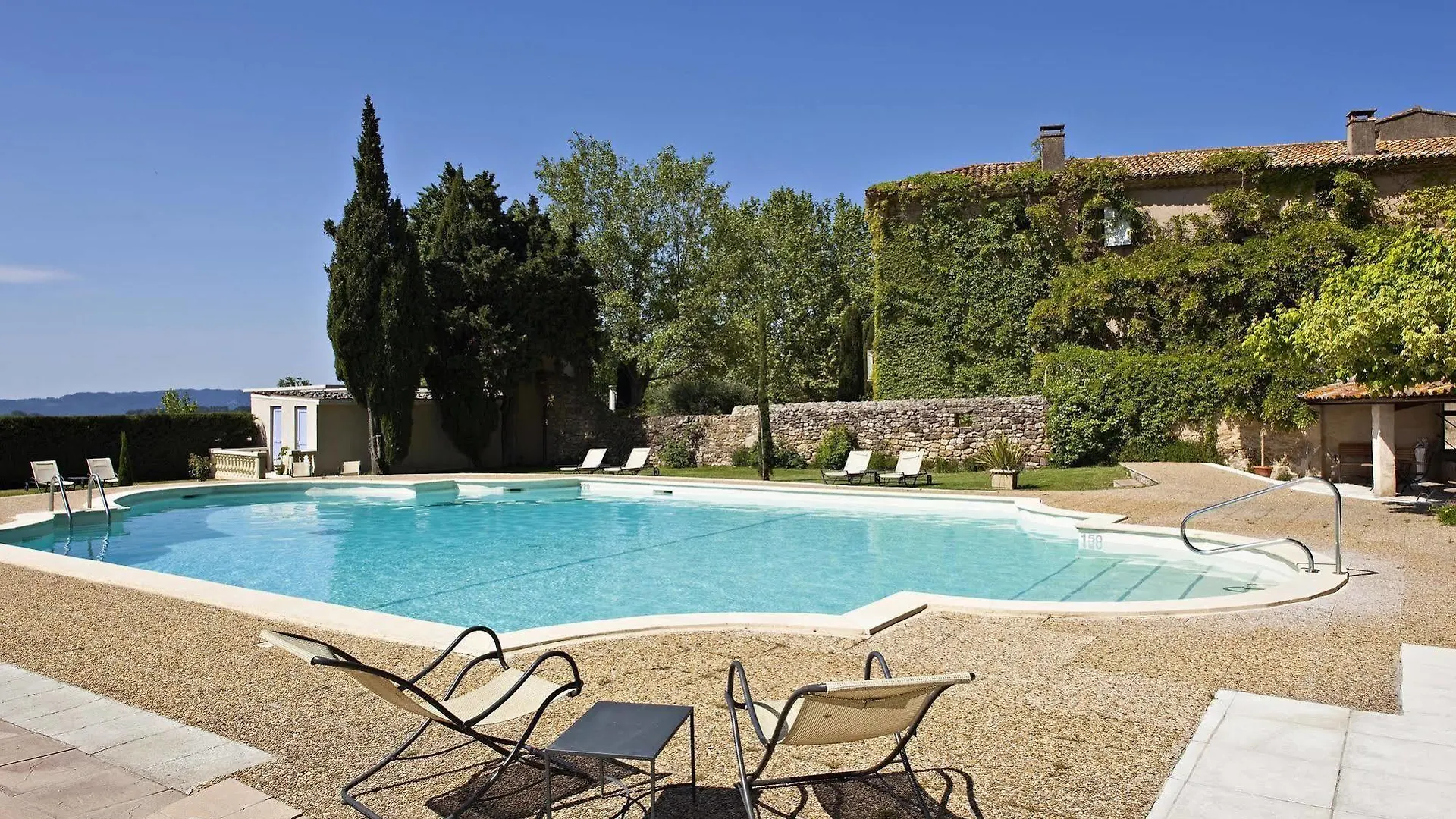 Hotel Le Mas de Guilles Lourmarin